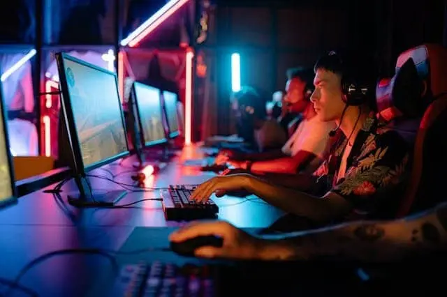 esports бакалавър Норвегия