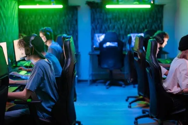 esports бакалавър Норвегия